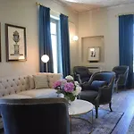Fontana Relais & Hotel 4*