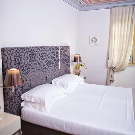 Hotel Fontana Relais & 3*