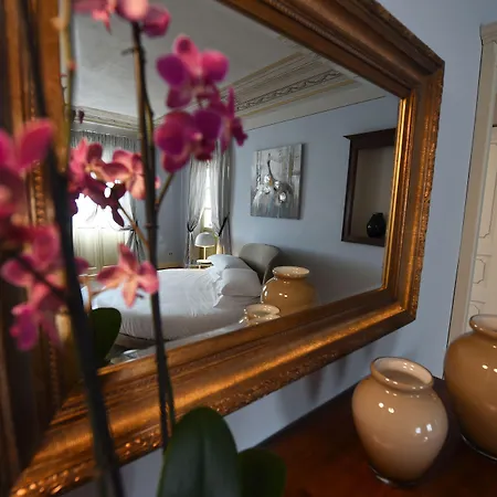 Отель Fontana Relais & 4*