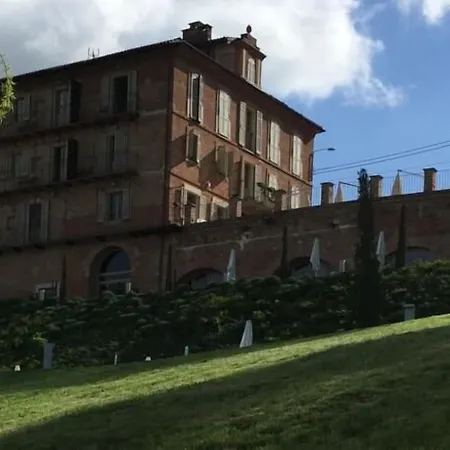 Fontana Relais & Отель