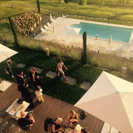 Отель Fontana Relais & 4*