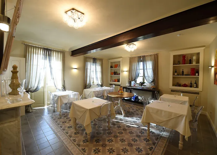 Fontana Relais Suite&spa Hotel 4*